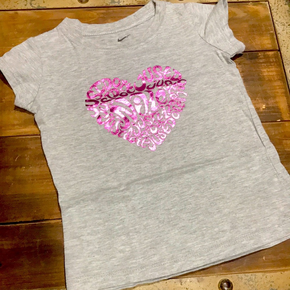 Nike T